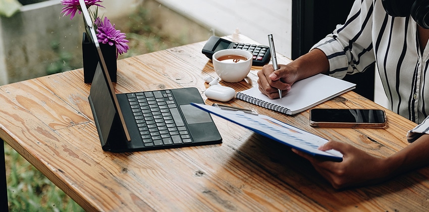 Great Jobs and Career Fields for Business Majors